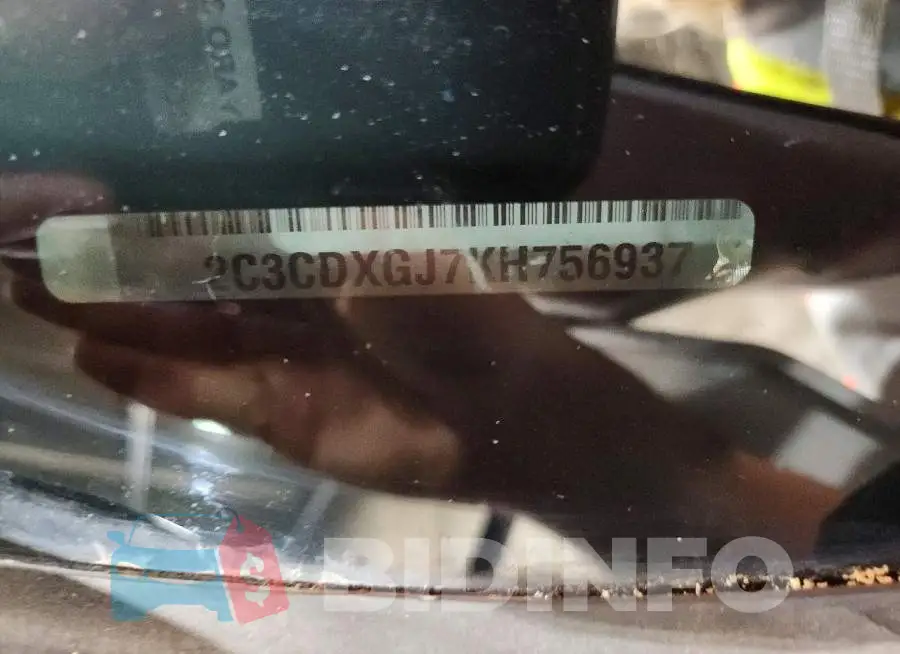 2C3CDXGJ7KH756937 Photo# 12
