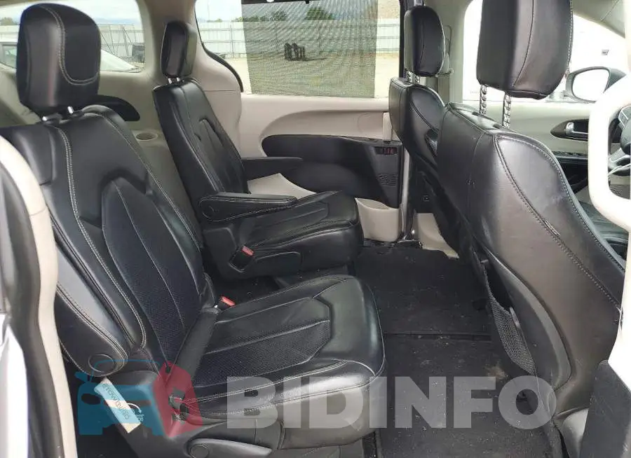 2C4RC1DG3LR163814 Photo# 11