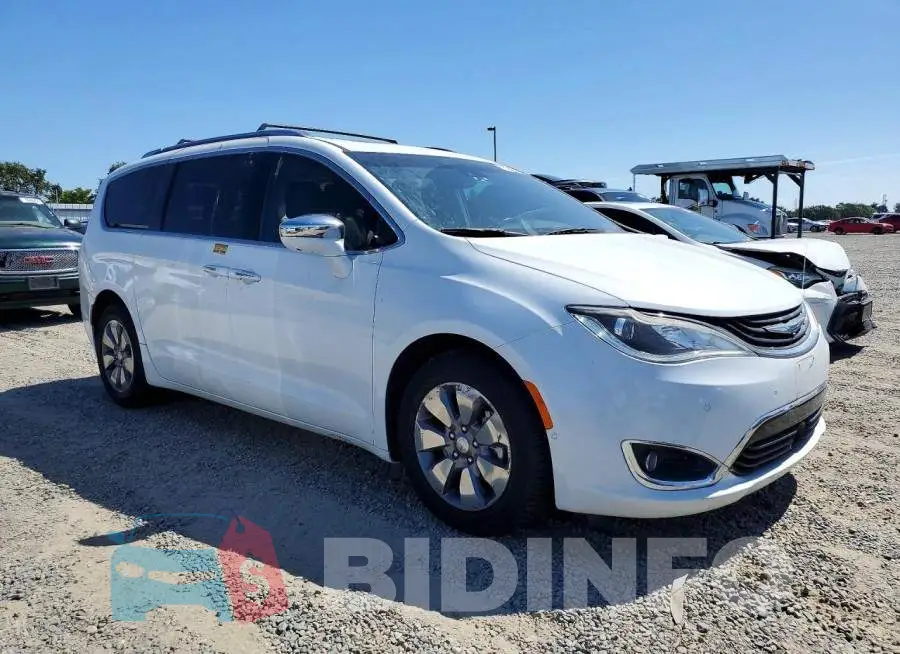 2C4RC1N77KR741636 Photo# 4