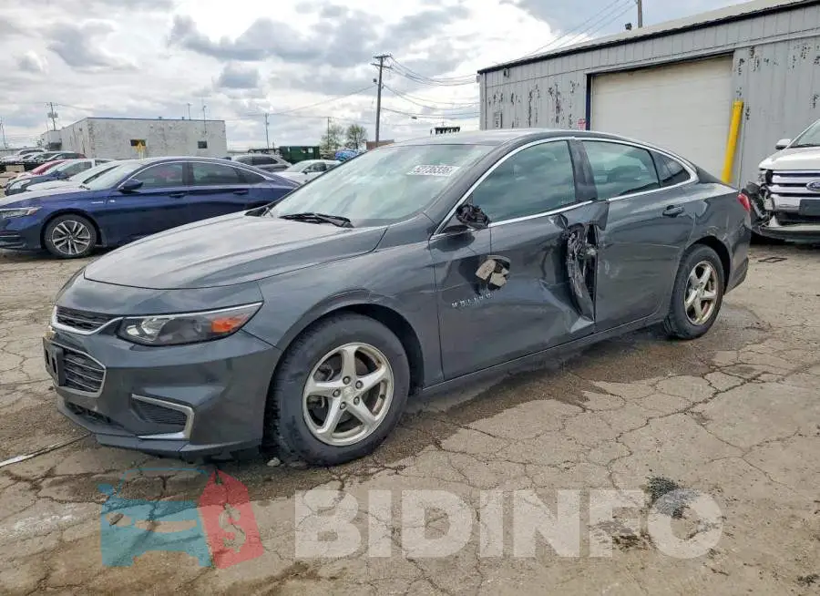 1G1ZB5ST7HF207895 Photo# 1