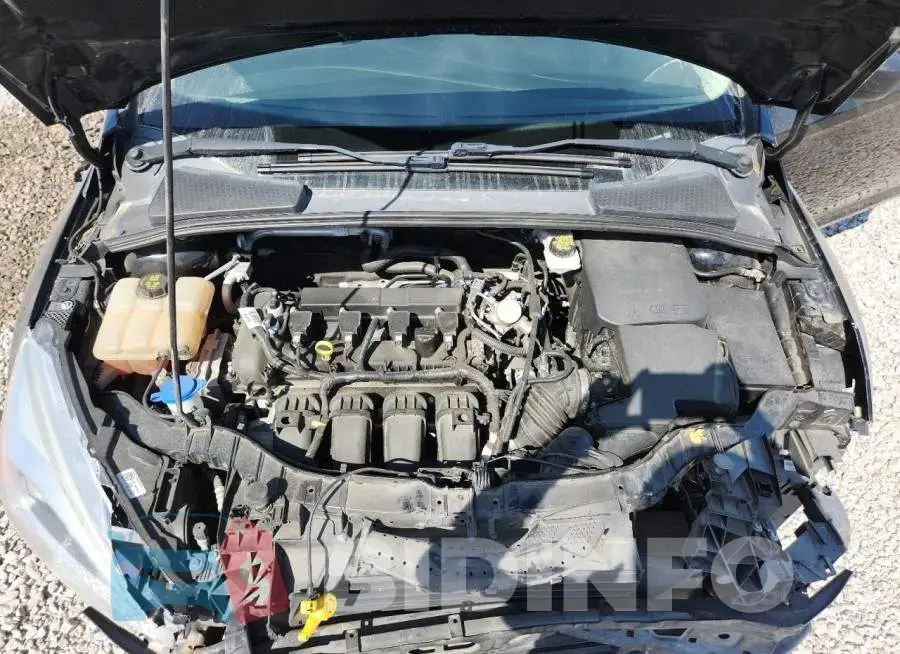 1FADP3E24JL202404 Photo# 11