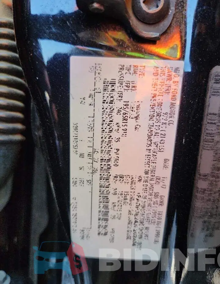1FADP3E24JL202404 Photo# 13