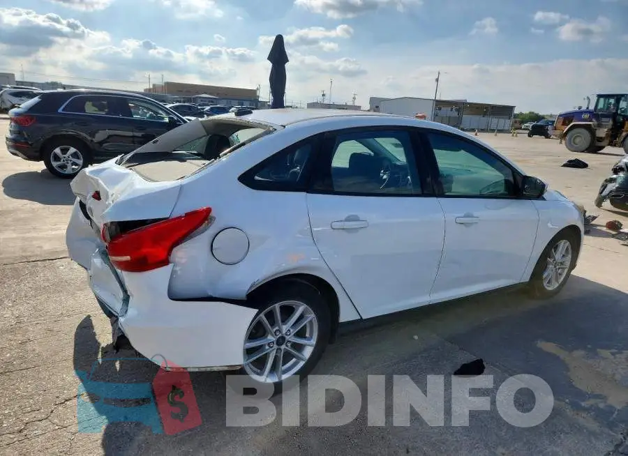 1FADP3F2XHL253818 Photo# 3