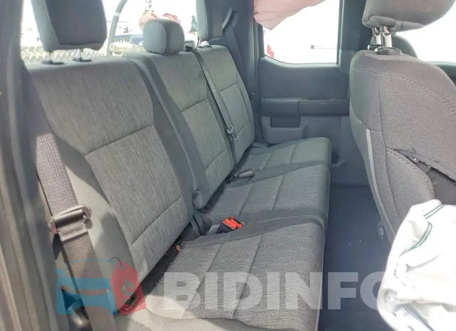 1FT8X2BN4PED41563 Photo# 10