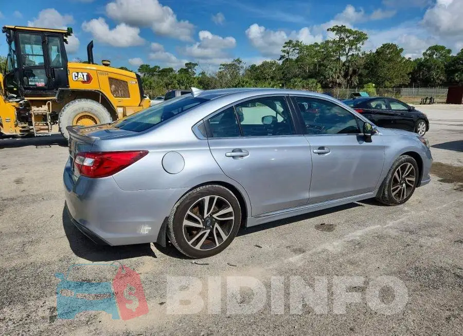 4S3BNAS64J3018812 Photo# 3