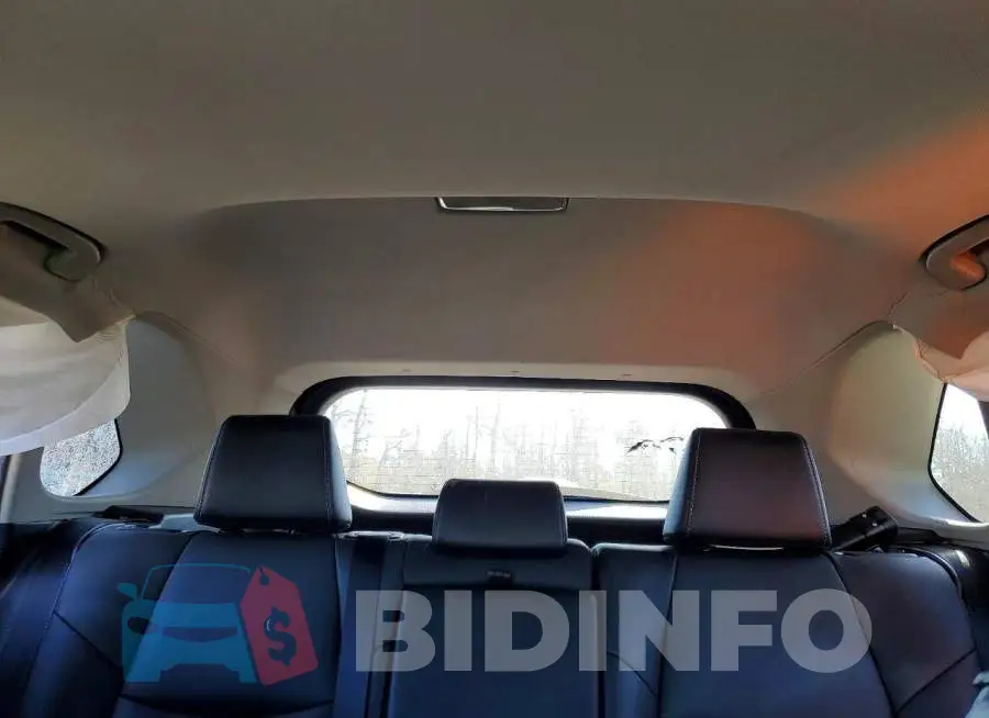 2T3A1RFV2MC150879 Photo# 10
