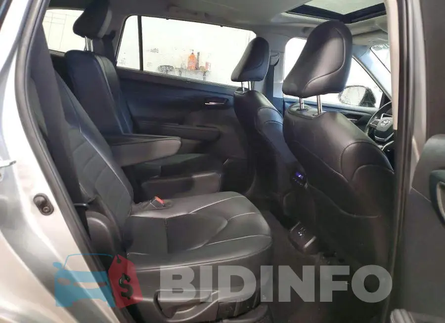 5TDKBRCH6RS607815 Photo# 11