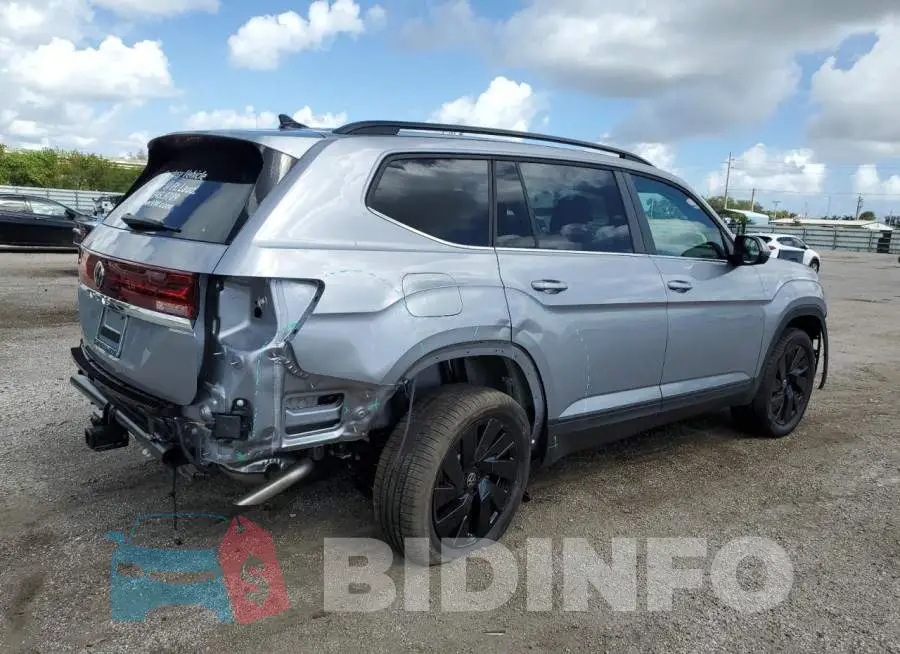 1V2WR2CA5RC584129 Photo# 3