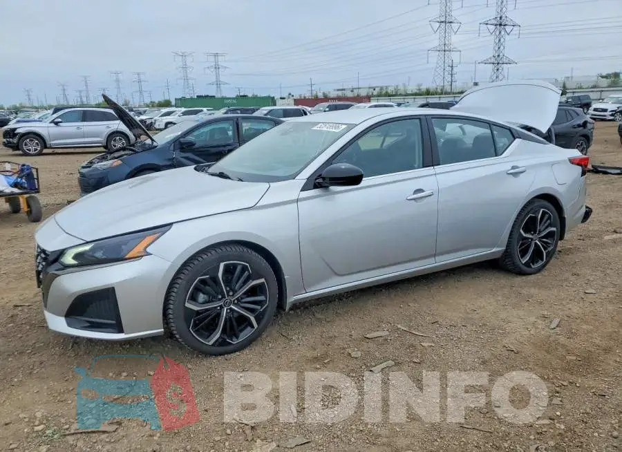 1N4BL4CV5PN390613 Photo# 1