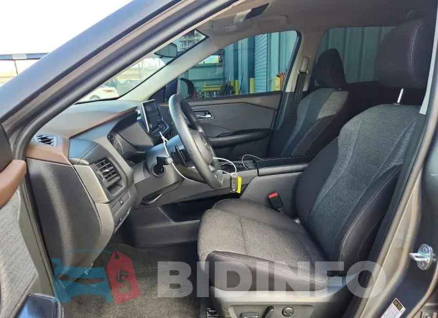 5N1BT3BB3PC816284 Photo# 7