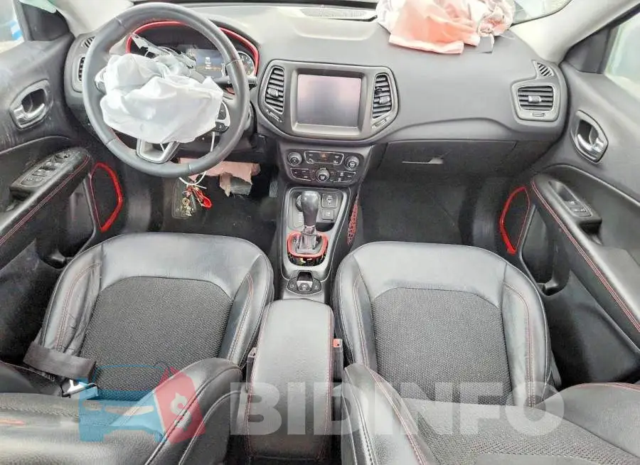 3C4NJDDB9MT591086 Photo# 8