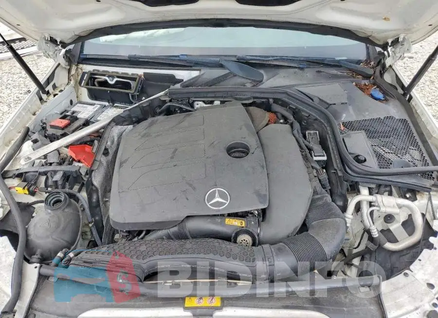 WDDWJ8DB3KF851782 Photo# 11