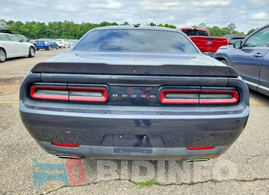 2C3CDZAG2JH321542 Photo# 6