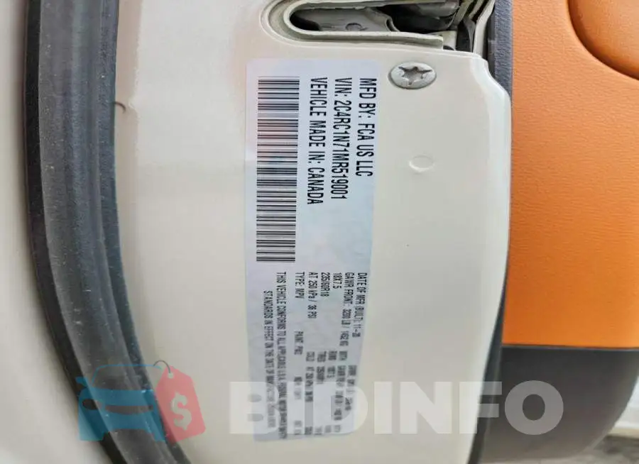2C4RC1N71MR519001 Photo# 13