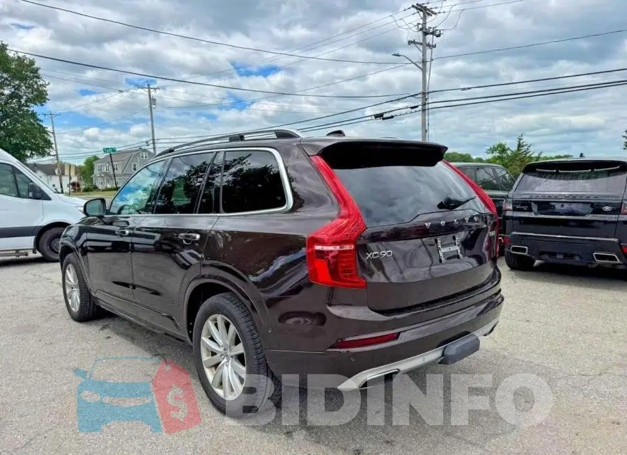 YV4A22PK6J1358472 Photo# 3