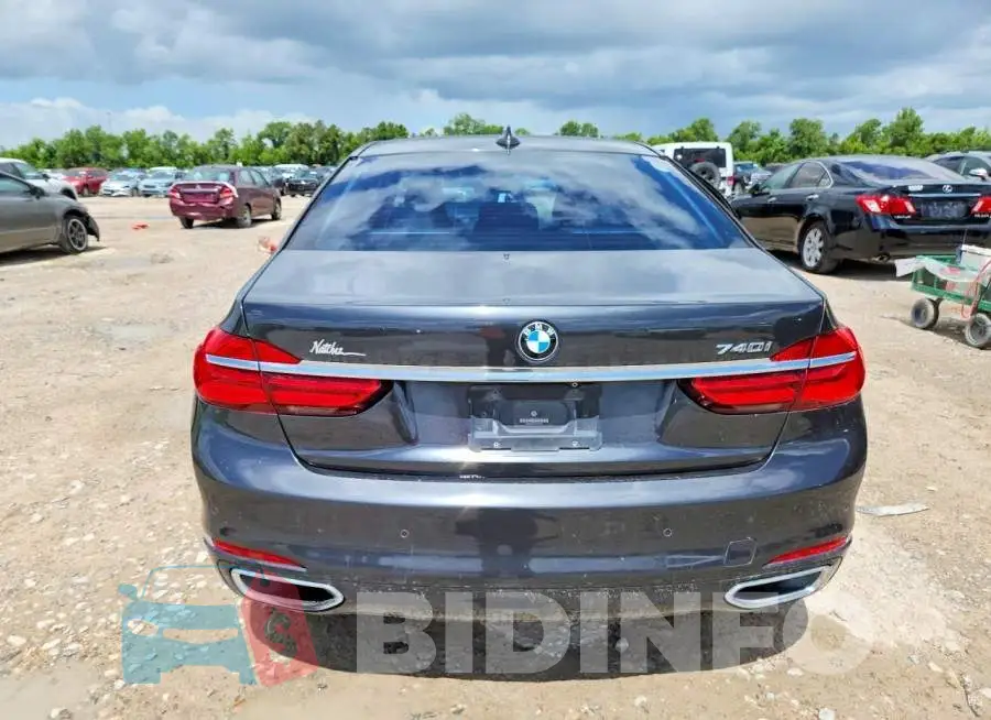 WBA7E2C57JG741481 Photo# 6