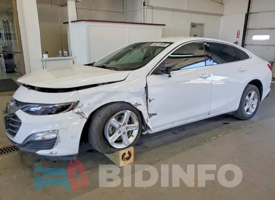 1G1ZB5ST5LF120957 Photo# 1