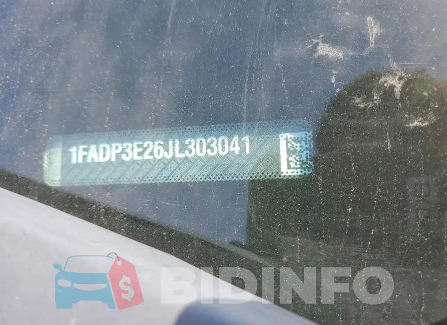 1FADP3E26JL303041 Photo# 13