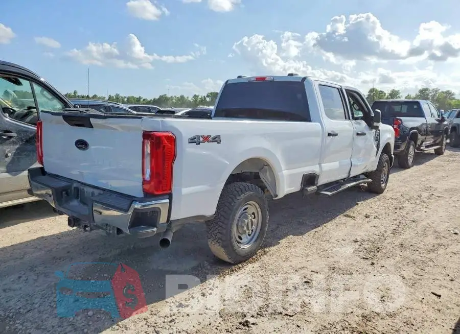 1FT8W3BA9PED63757 Photo# 3