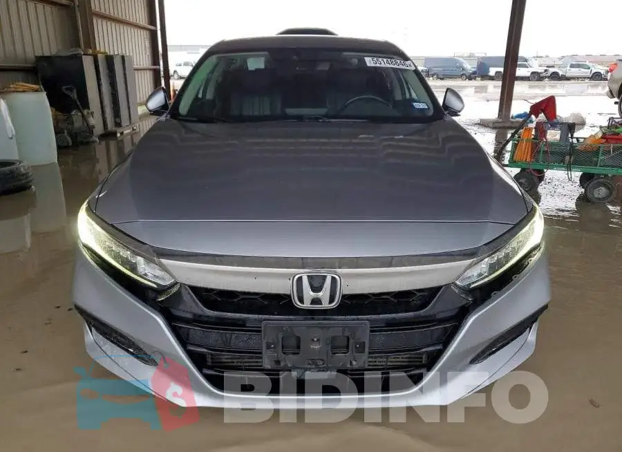 1HGCV1F56JA121801 Photo# 5