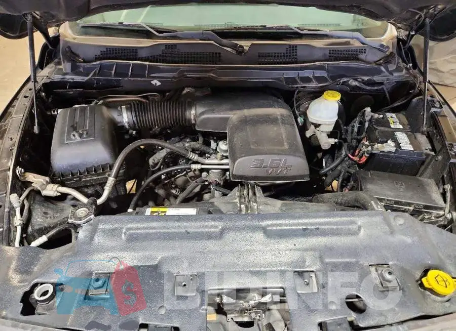 1C6RR6KG4JS313513 Photo# 11
