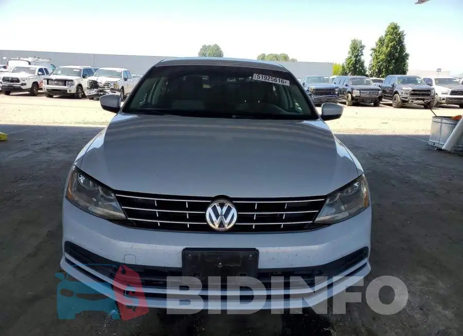 3VW2B7AJ5HM375942 Photo# 5