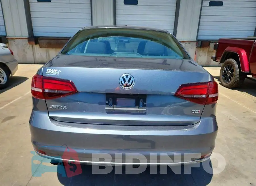 3VW2B7AJ8JM234028 Photo# 6
