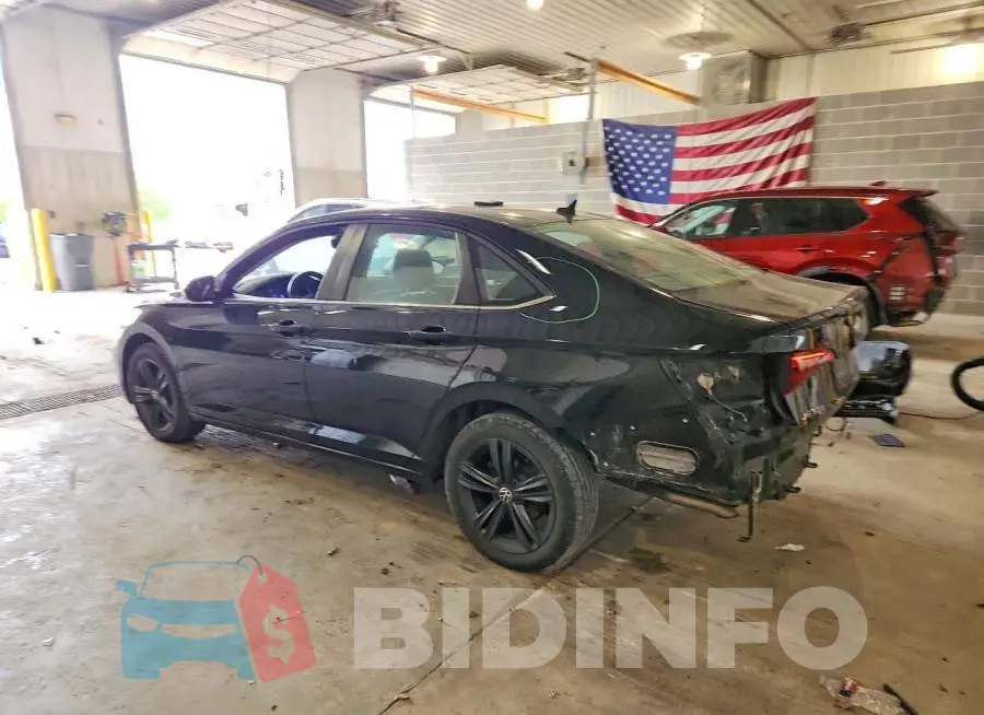 3VW7M7BU7NM034160 Photo# 2