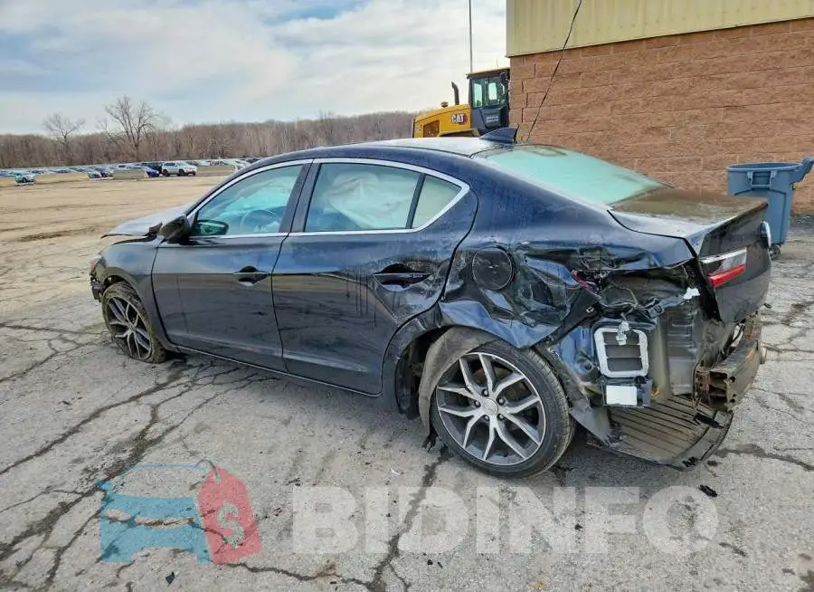 19UDE2F78KA011619 Photo# 2