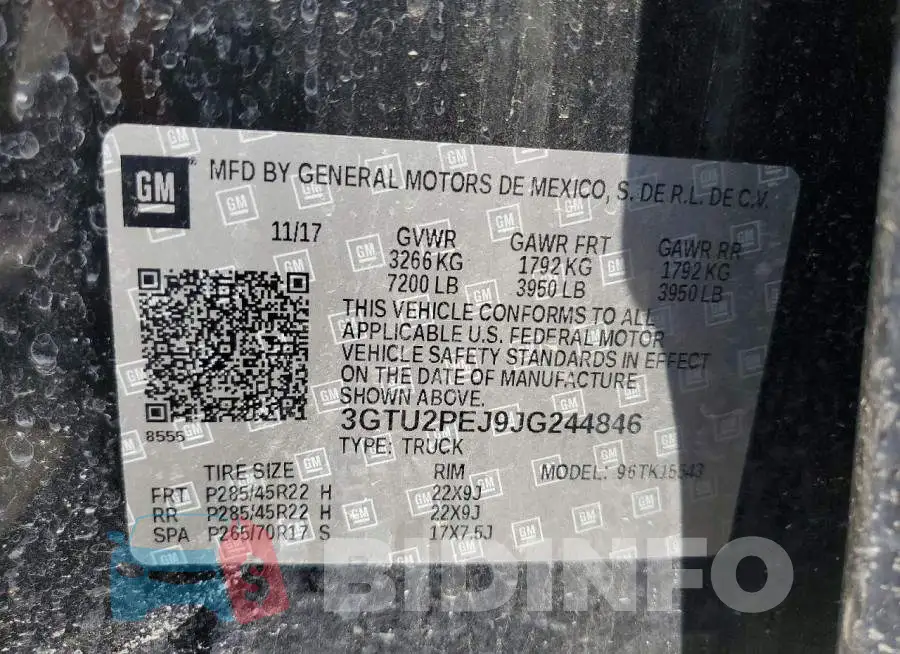 3GTU2PEJ9JG244846 Photo# 12