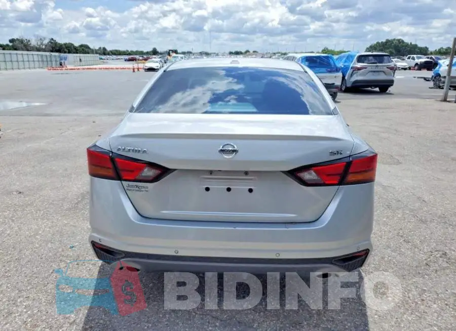 1N4BL4CV8LN302504 Photo# 6