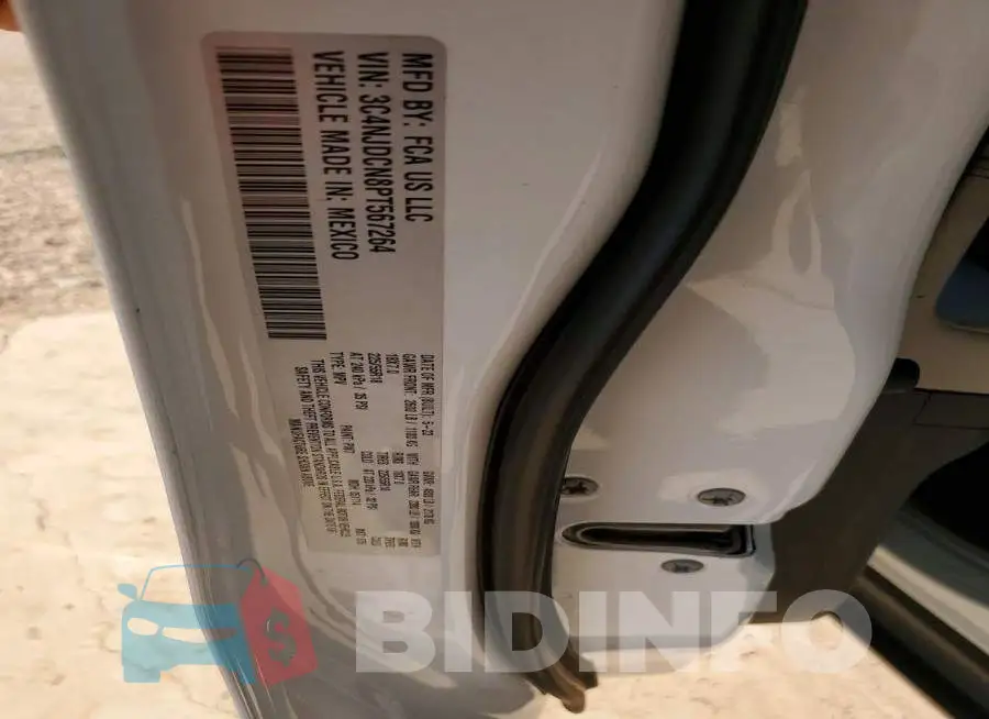 3C4NJDCN8PT567264 Photo# 12