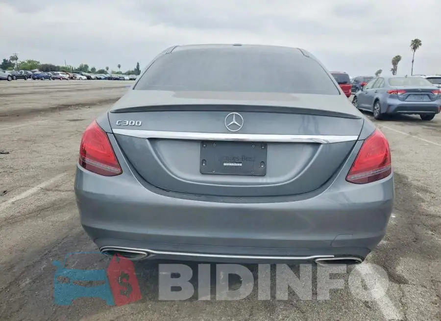 55SWF8DBXKU299986 Photo# 6