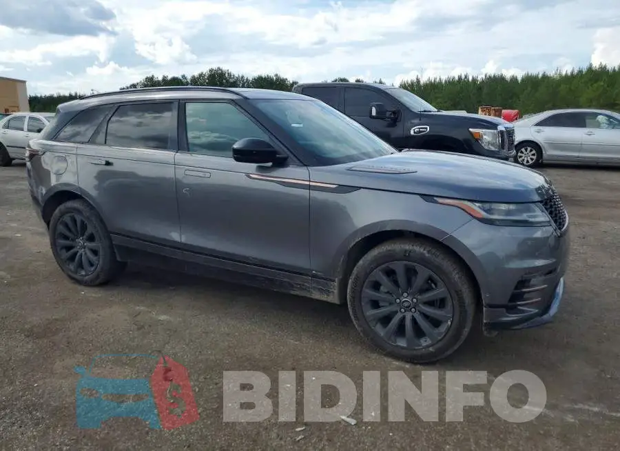 SALYL2RX3JA735095 Photo# 4