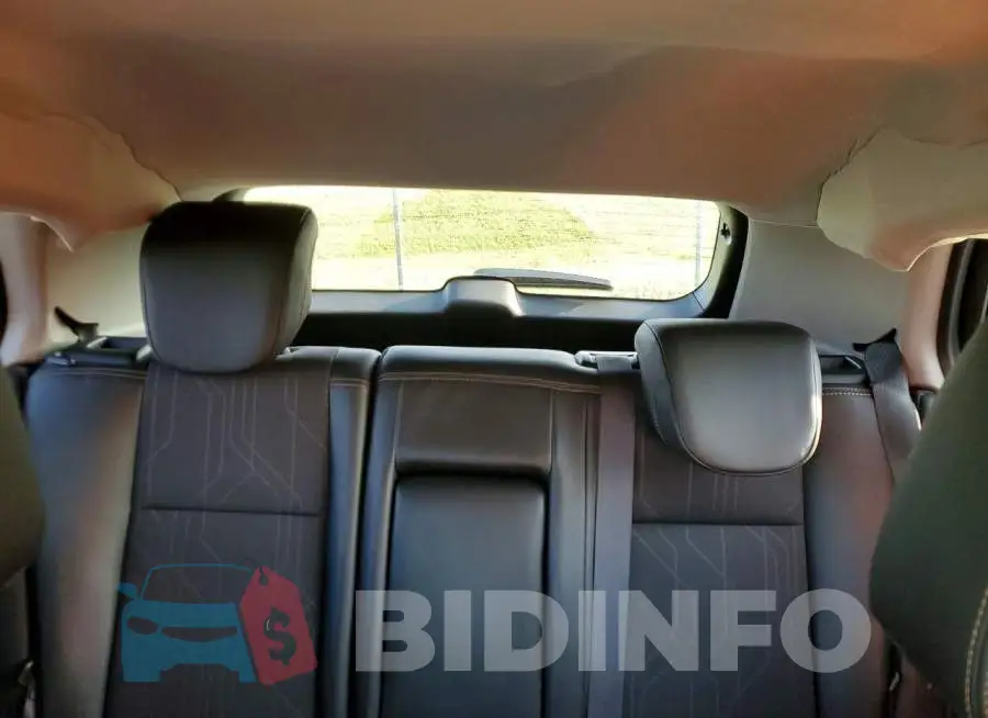3GNCJPSB1LL329130 Photo# 10