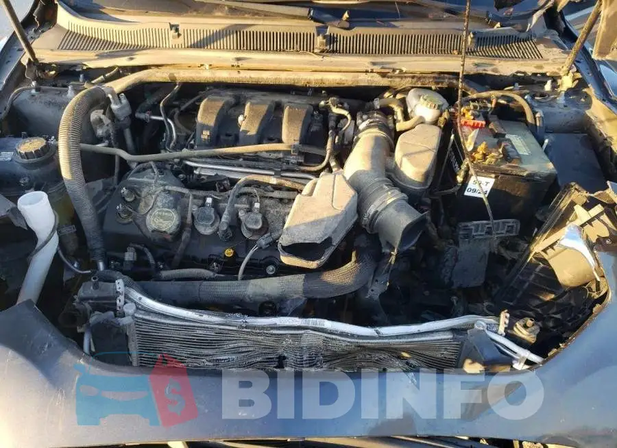 1FAHP2D83JG142075 Photo# 11