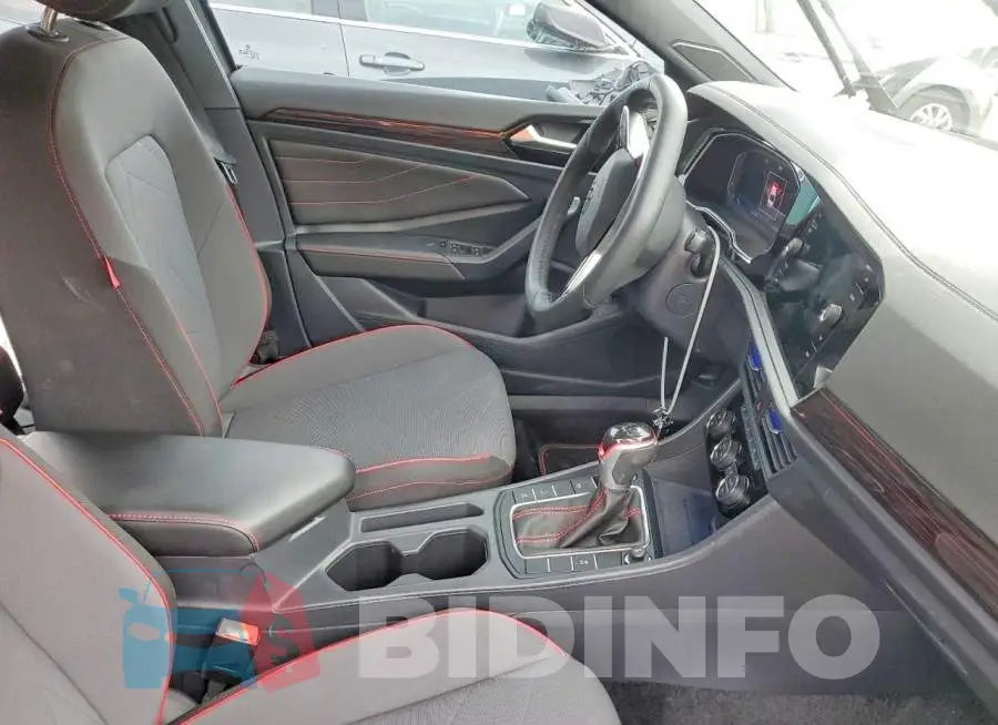 3VW9T7BU0RM024393 Photo# 7