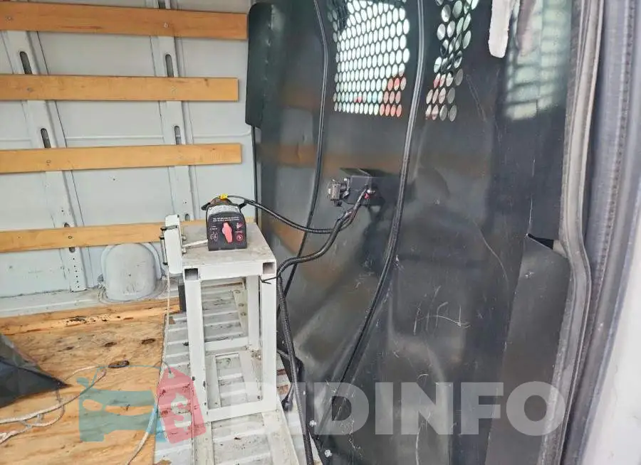 1GTW7AFP3M1170417 Photo# 11