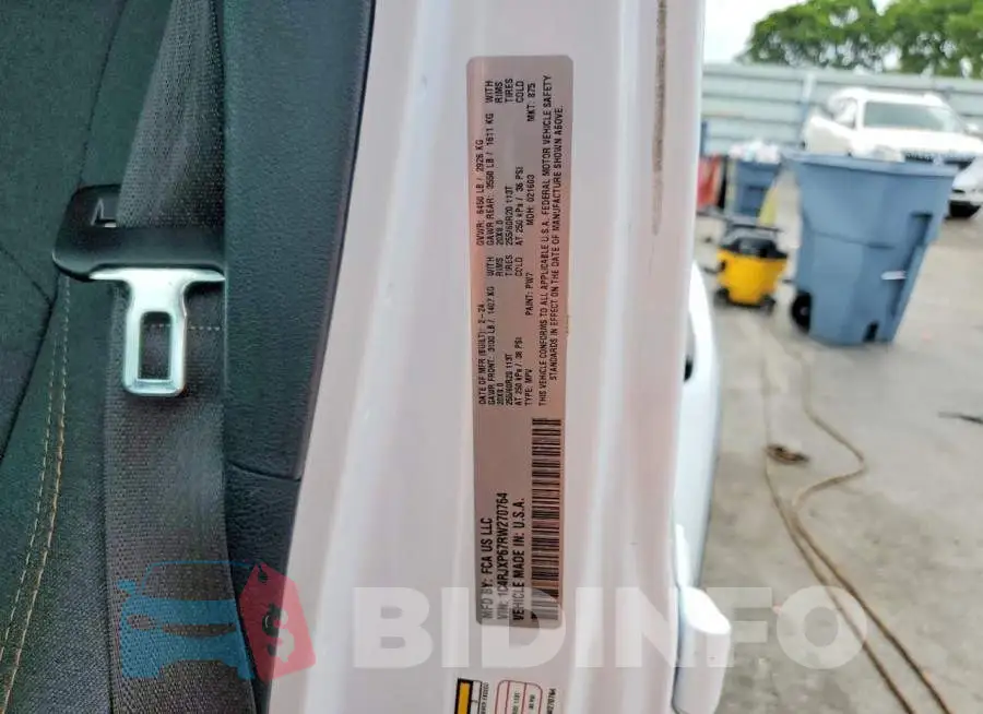 1C4RJXP67RW270764 Photo# 12