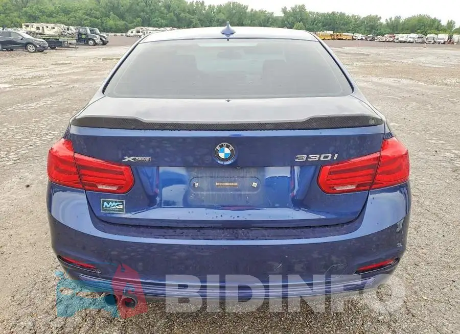 WBA8D9G58JNU72719 Photo# 6