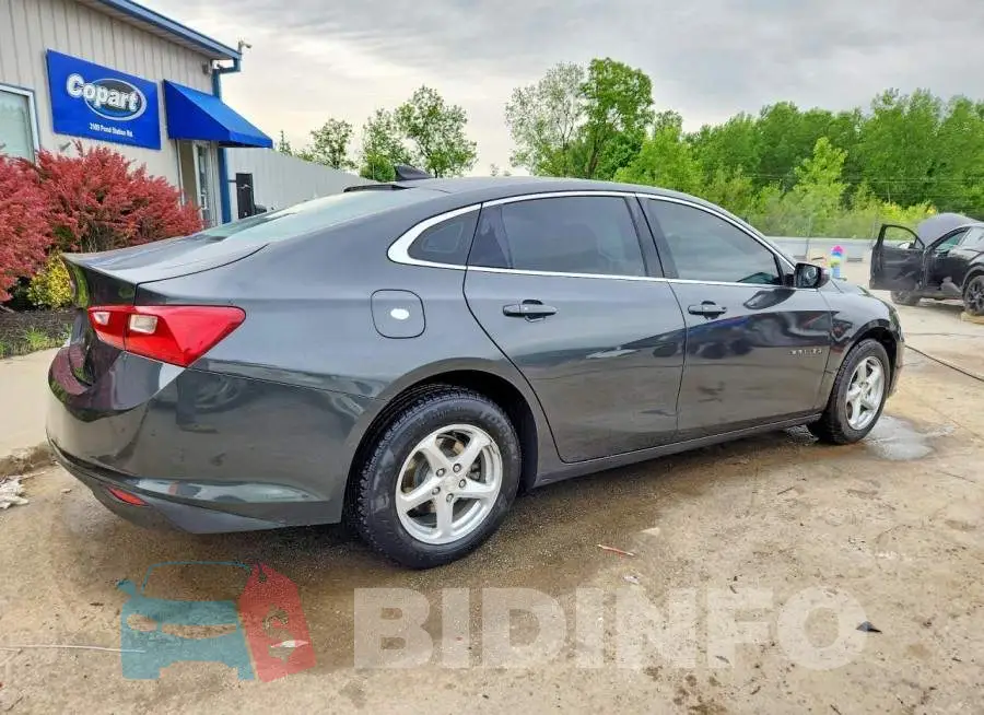 1G1ZB5ST4HF242524 Photo# 3