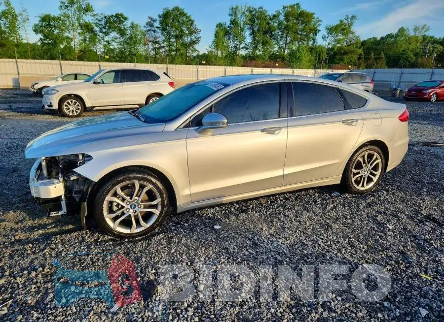 3FA6P0CDXKR219917 Photo# 1