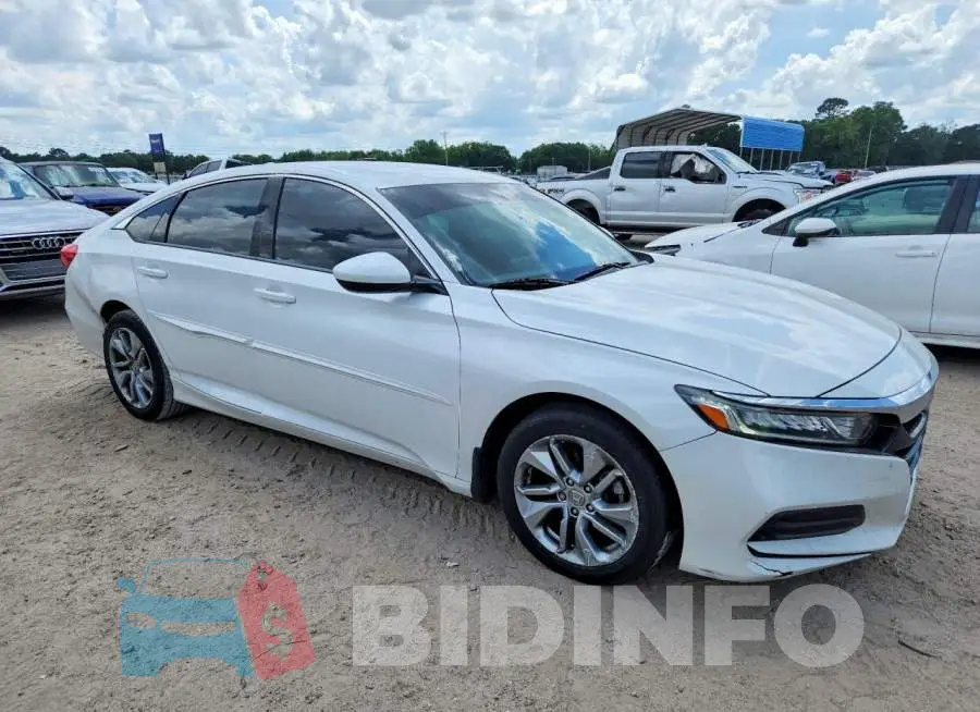 1HGCV1F18KA125931 Photo# 4