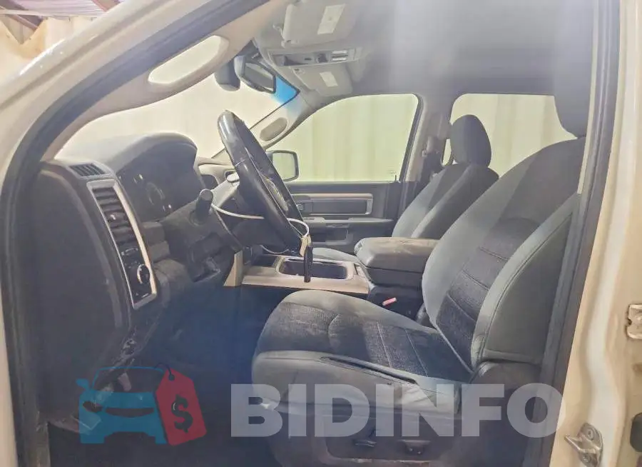 1C6RR6LT2KS627058 Photo# 7