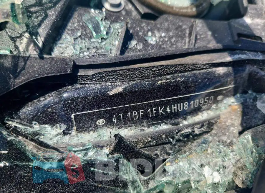 4T1BF1FK4HU810950 Photo# 12