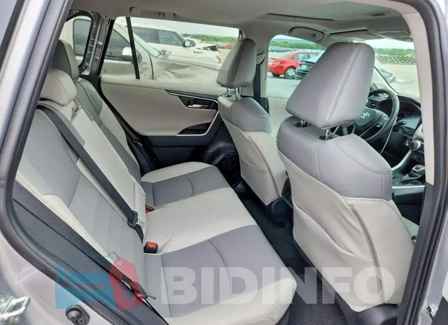 4T3D6RFV9RU163018 Photo# 10