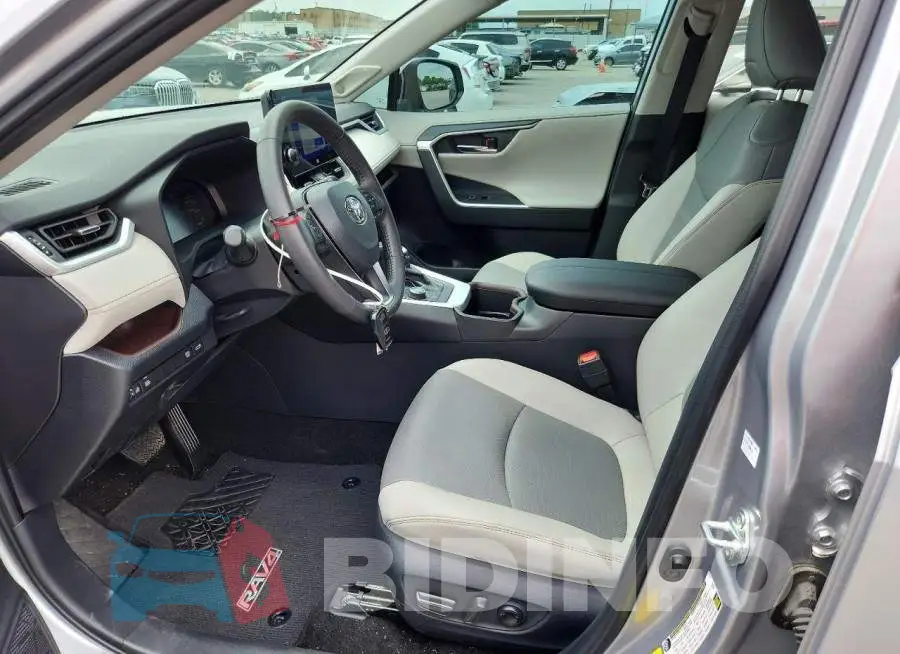 4T3D6RFV9RU163018 Photo# 7