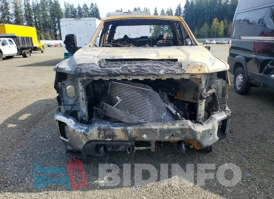 1GT49NEY0LF121244 Photo# 5