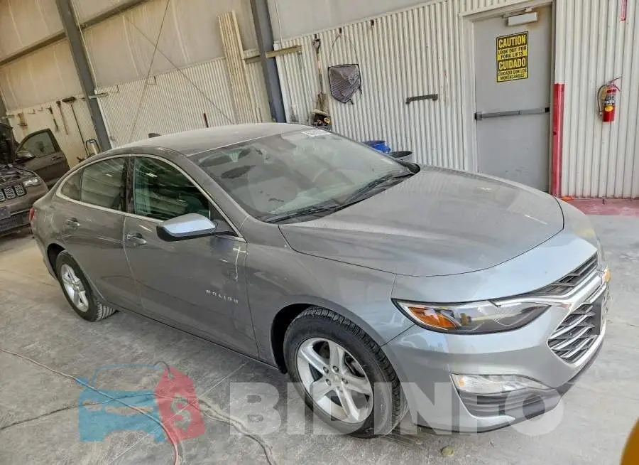 1G1ZD5ST1RF136804 Photo# 4