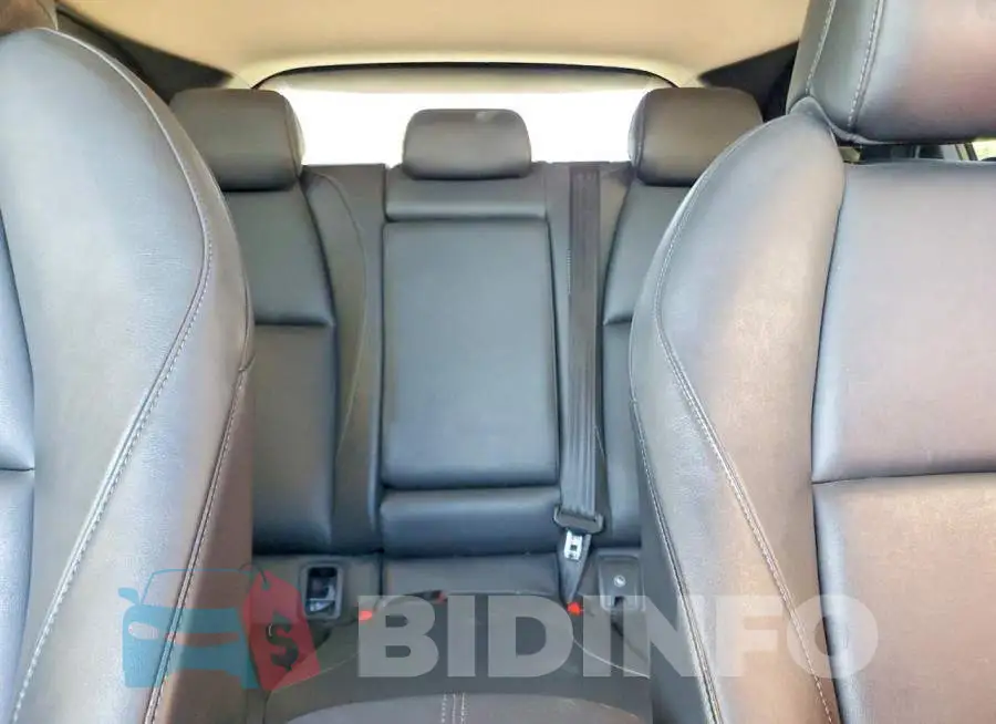 3MVDMBBL7MM255321 Photo# 10